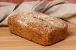 Chleb żytni razowy z ziarnami